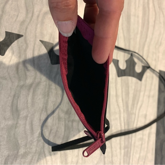 Vintage Y2K 90’s ADIDAS crossbody/ Fanny pack with 3 compartments - Picture 5 of 10